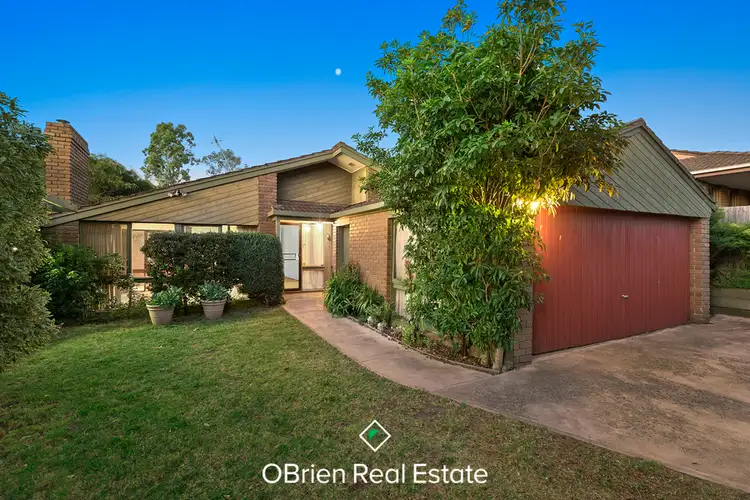 5 Charles Green Avenue, Endeavour Hills VIC 3802