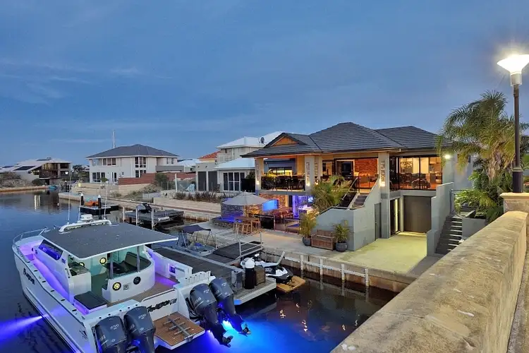 2 Cormorant Key, Wannanup WA 6210