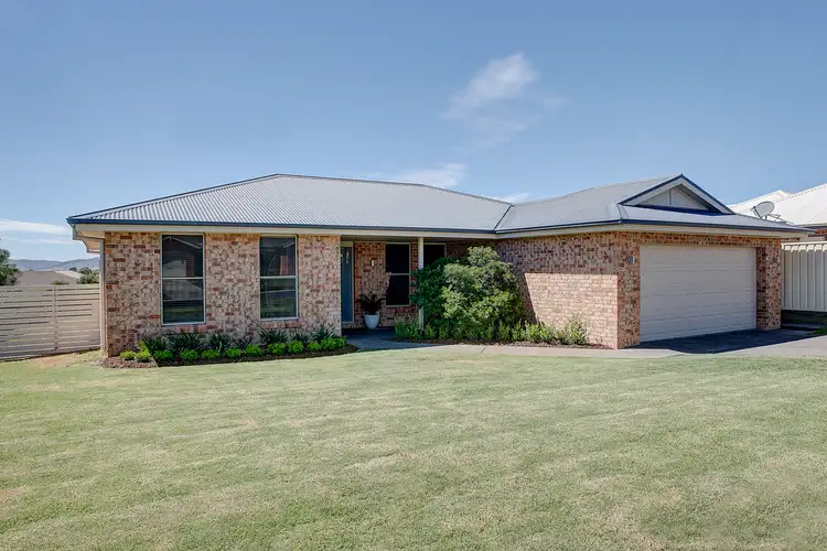 16 Hardy Crescent, Mudgee NSW 2850