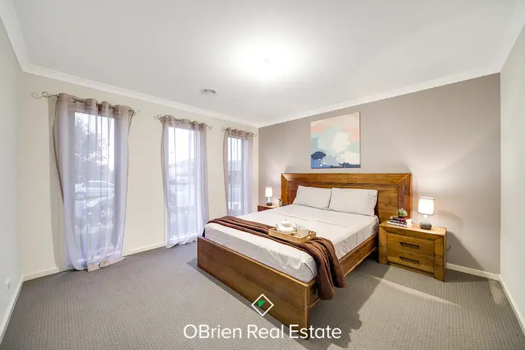 Fifth view of Homely house listing, 21 Eminence Drive, Cranbourne West VIC 3977