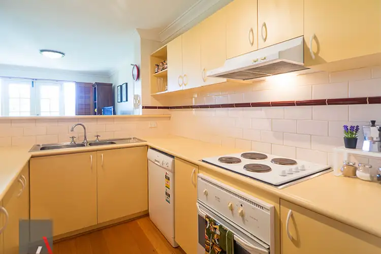 Fifth view of Homely apartment listing, 8/9 Shenton Street, Northbridge WA 6003