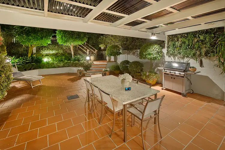74a Ellery Parade, Seaforth NSW 2092