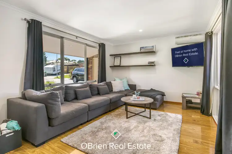 Fourth view of Homely house listing, 6 Marshall Close, Carrum Downs VIC 3201