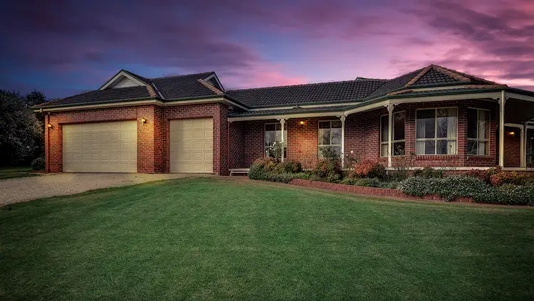 22 Clifton Terrace, Bairnsdale VIC 3875