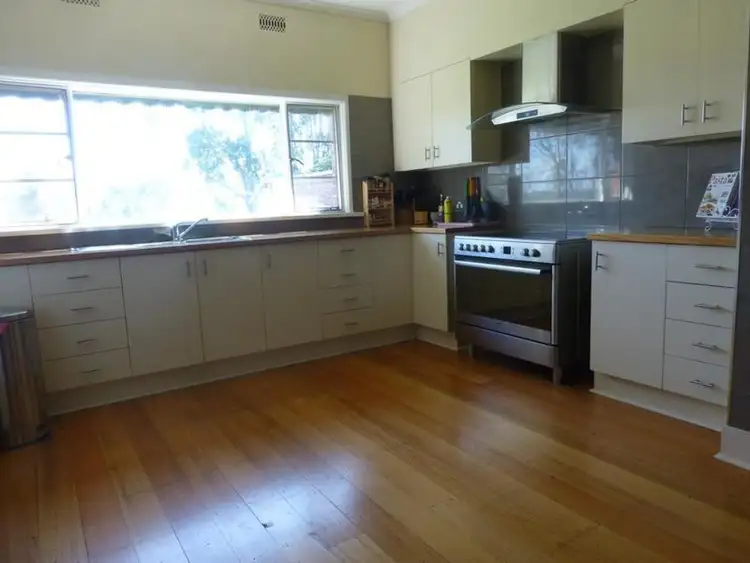 Sixth view of Homely house listing, 5 GREAT ALPINE Road, Bruthen VIC 3885