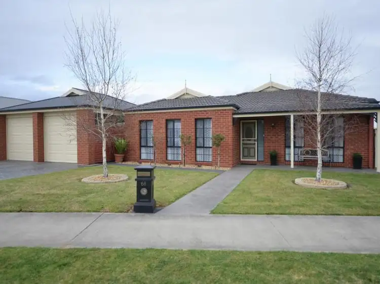 68 GATEHOUSE Drive, Eastwood VIC 3875