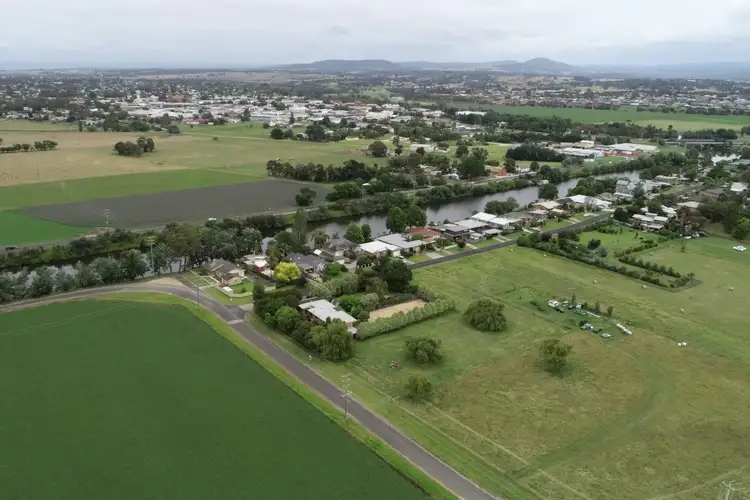 Third view of Homely house listing, 67 Robb Street, Bairnsdale VIC 3875