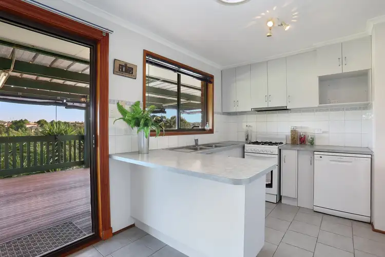 Fifth view of Homely unit listing, 2/17 Ashleigh Crescent, Meadow Heights VIC 3048