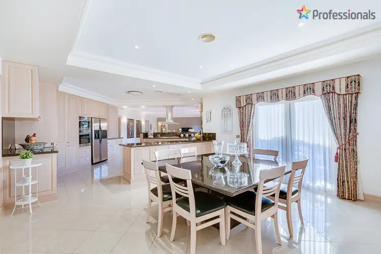Fourth view of Homely house listing, 5 Rupicola Court, Hillside VIC 3037