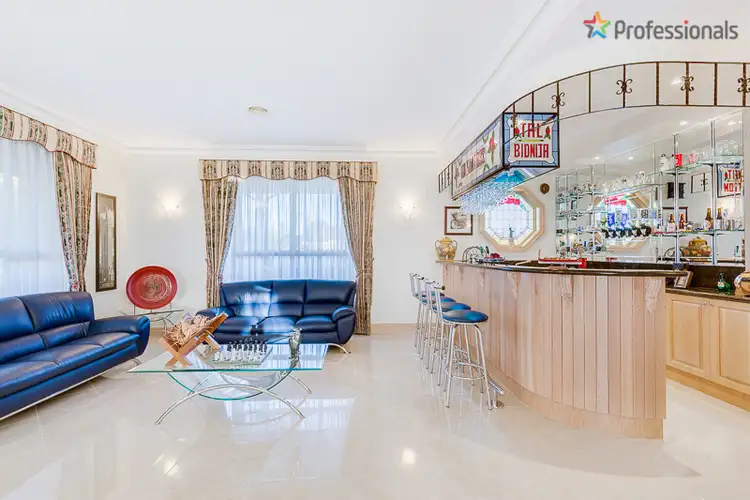 Sixth view of Homely house listing, 5 Rupicola Court, Hillside VIC 3037