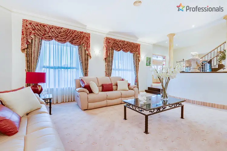Seventh view of Homely house listing, 5 Rupicola Court, Hillside VIC 3037