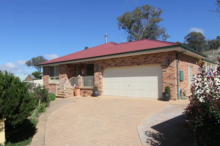 16 Ivy Lea Place, Goulburn NSW 2580