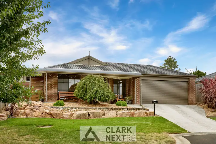 2 White Gum Court, Drouin VIC 3818
