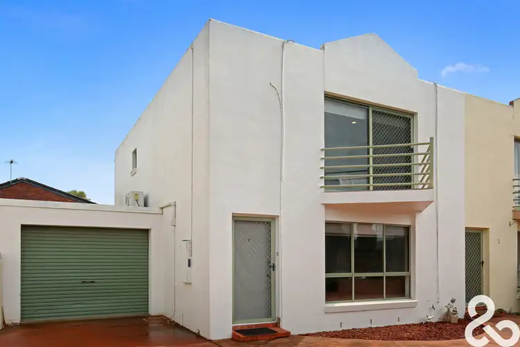 Main view of Homely townhouse listing, 3/9 Ostia Court, Thomastown VIC 3074