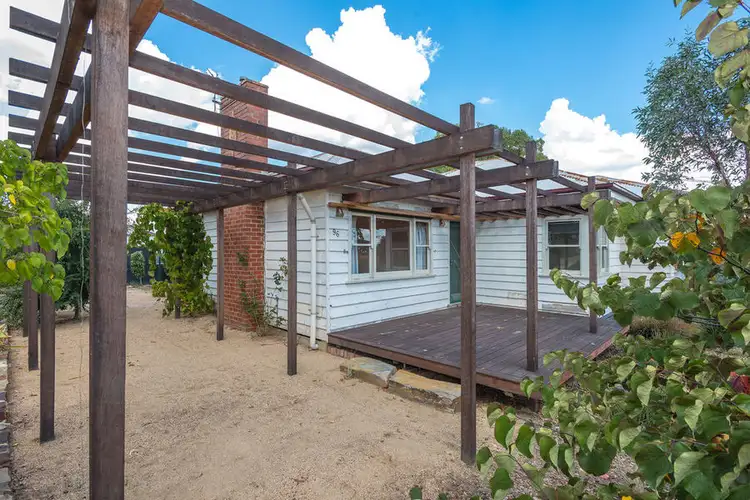 96 Farnsworth Street, Castlemaine VIC 3450
