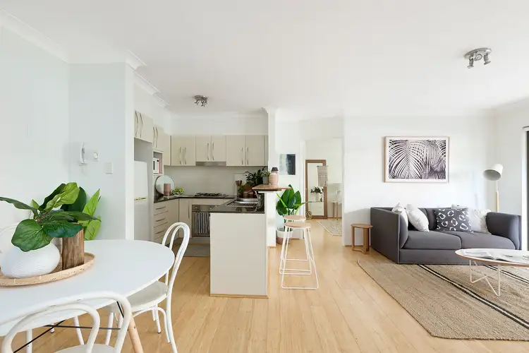 11/34-38 Boronia Street