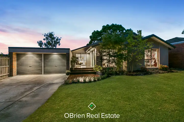21 Lydia Mary Drive, Berwick VIC 3806