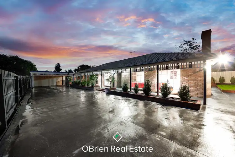 17 Ballarto Road, Clyde VIC 3978