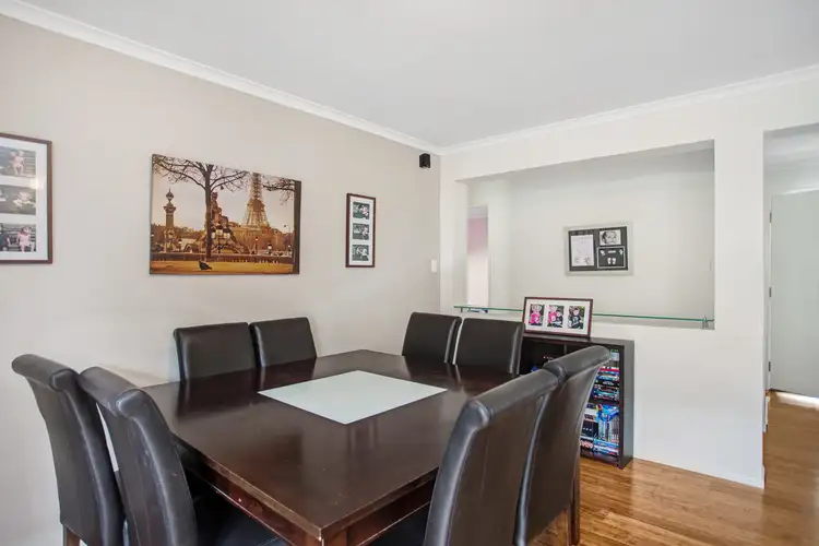 Fifth view of Homely house listing, 2 Parlah Close, Mount Hutton NSW 2290