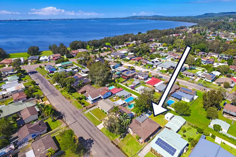 Fifth view of Homely house listing, 18 Albatross Road, Berkeley Vale NSW 2261