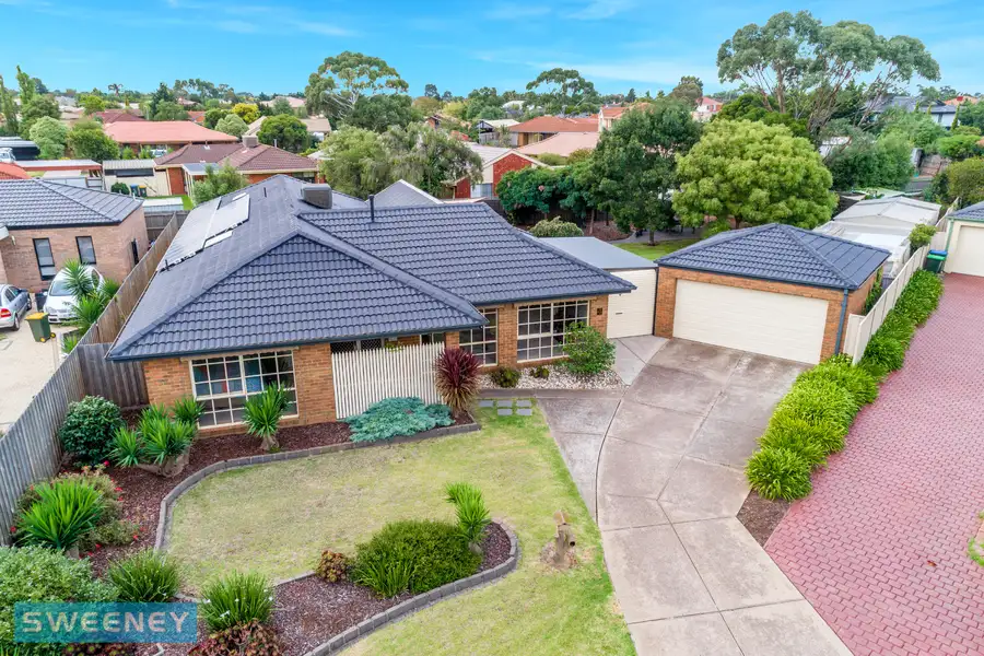 Main view of Homely house listing, 4 Moss Close, Hoppers Crossing VIC 3029