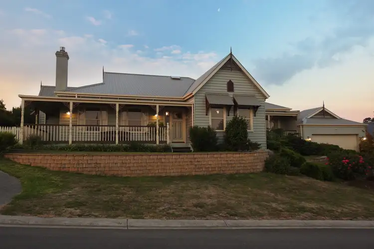 18 Ashford Crescent, Korumburra VIC 3950