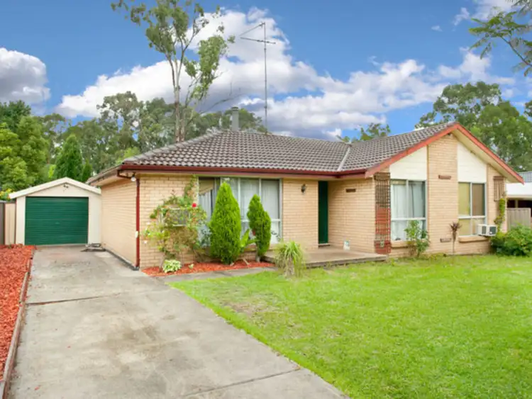 8 Mynah Close, St Clair NSW 2759