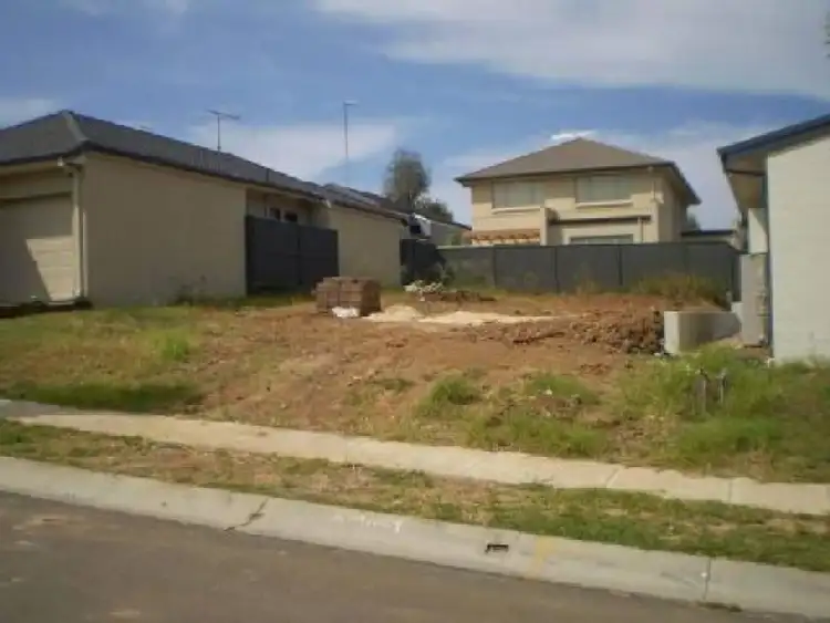 4 Sedge Place, Ropes Crossing NSW 2760