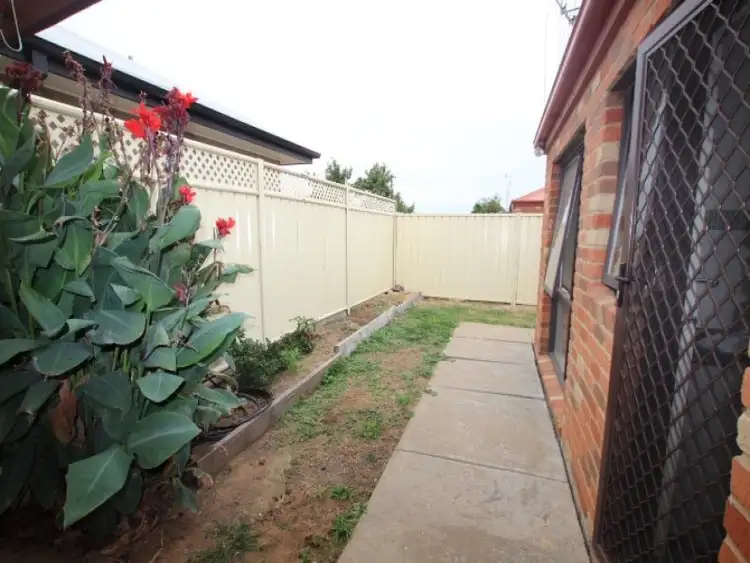 Fifth view of Homely unit listing, 3/5 Elizabeth Street, Echuca VIC 3564