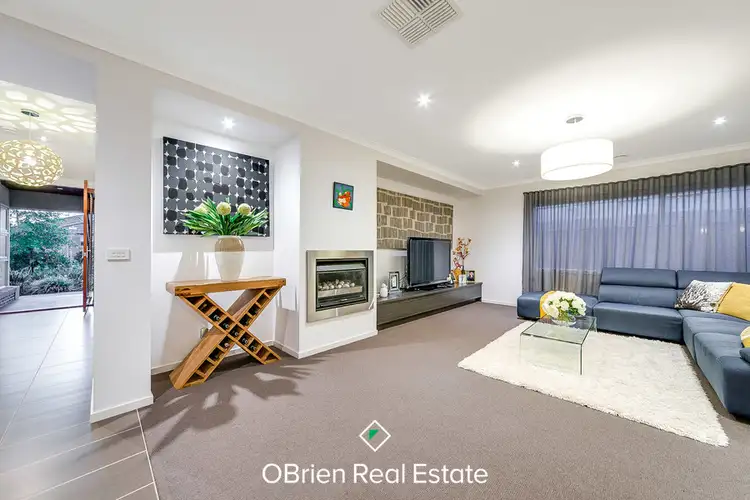 Third view of Homely house listing, 2 Evesham Street, Cranbourne North VIC 3977