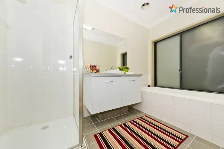 Sixth view of Homely house listing, 12 Amberley Garden, Derrimut VIC 3026