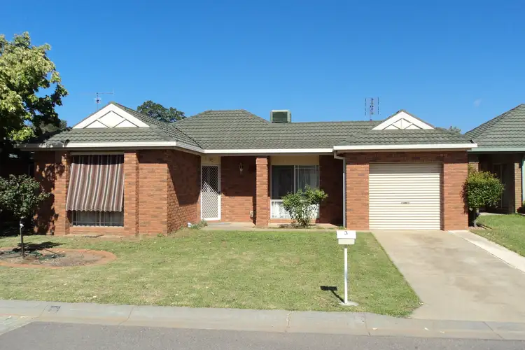 3/2 Jacana Avenue, Moama NSW 2731