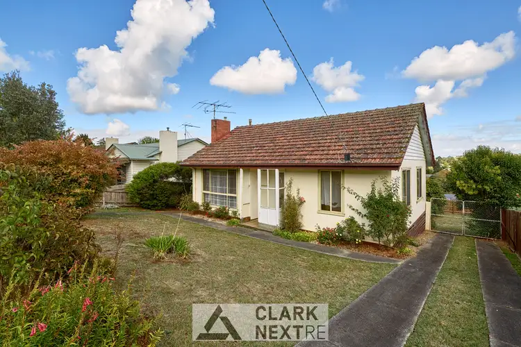 13 Burton Street, Warragul VIC 3820
