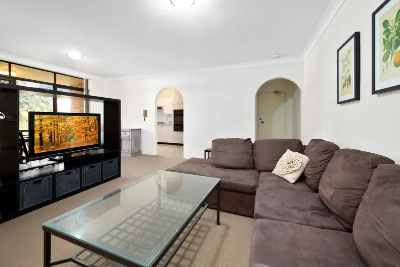Main view of Homely unit listing, 26/92-96 Glencoe Street, Sutherland NSW 2232