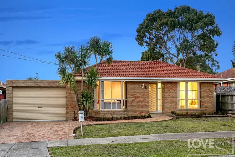 35 Romano Avenue, Mill Park VIC 3082