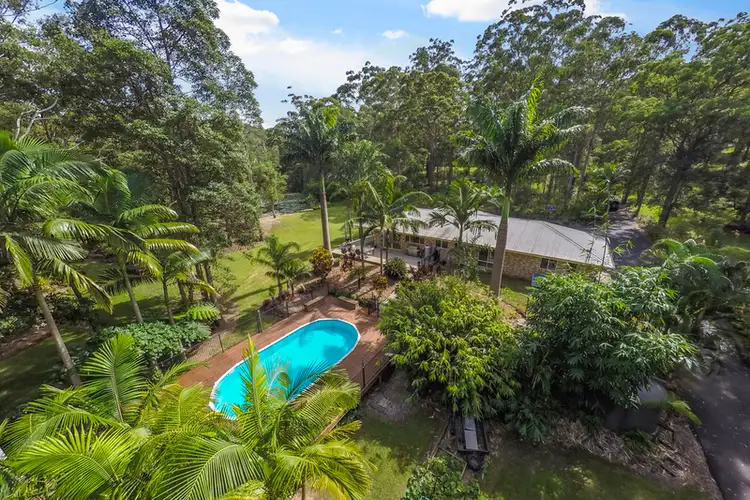 27 Skinner Close, Emerald Beach NSW 2456