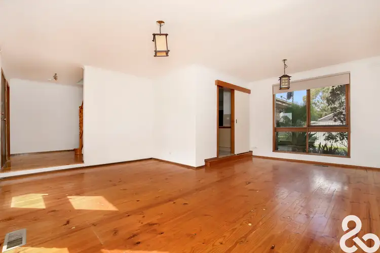 Second view of Homely house listing, 18 Pentland Drive, Epping VIC 3076