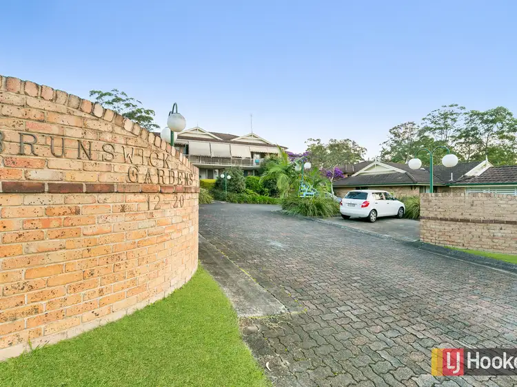 11/12-20 Kinarra Avenue, Wyoming NSW 2250