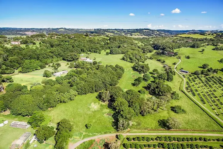 18 Pacific Heights Drive, Cumbalum NSW 2478