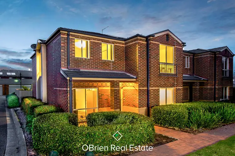 Main view of Homely house listing, 18 Kirren Close, Cranbourne VIC 3977