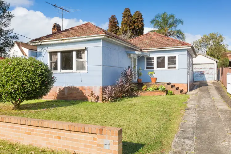 Main view of Homely house listing, 2 Alfred Avenue, Cronulla NSW 2230