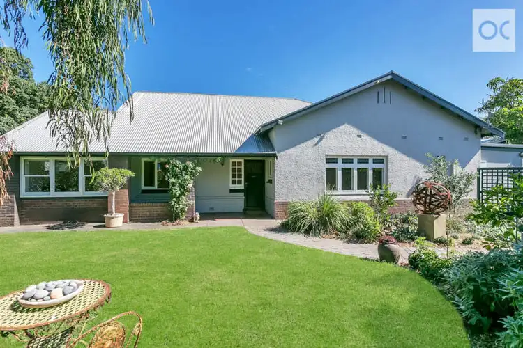 10 The Crescent, Hove SA 5048