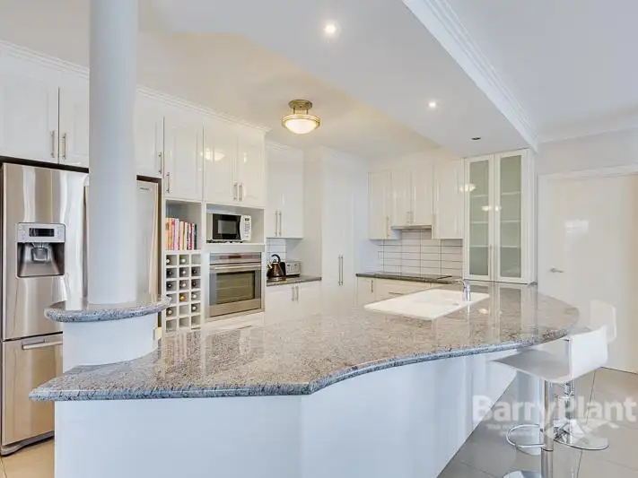 Fifth view of Homely house listing, 3 Mahon Court, Taylors Lakes VIC 3038