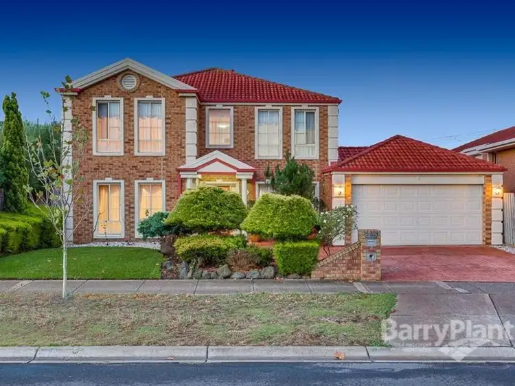 24 Tasman Crescent, Taylors Lakes VIC 3038