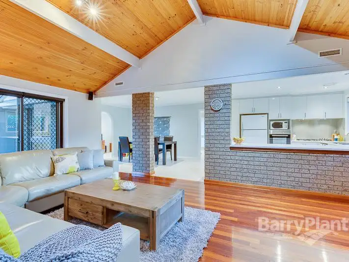Fifth view of Homely house listing, 10 Cromer Place, Keilor Downs VIC 3038