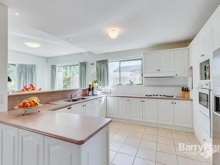 Third view of Homely house listing, 3 Roper Court, Taylors Lakes VIC 3038
