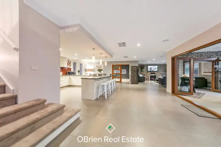 Third view of Homely house listing, 3 Viewbridge Close, Berwick VIC 3806