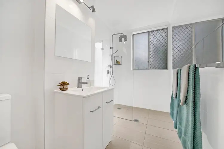 Fifth view of Homely apartment listing, 7/10 Bortfield Drive, Chiswick NSW 2046