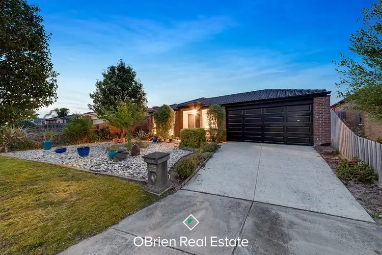 41 Taplan Crescent, Cranbourne West VIC 3977