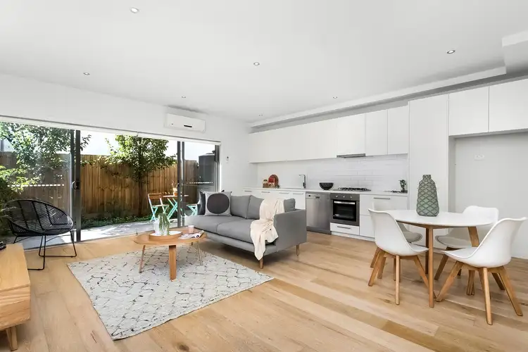 1/14a Leonard Crescent, Ascot Vale VIC 3032